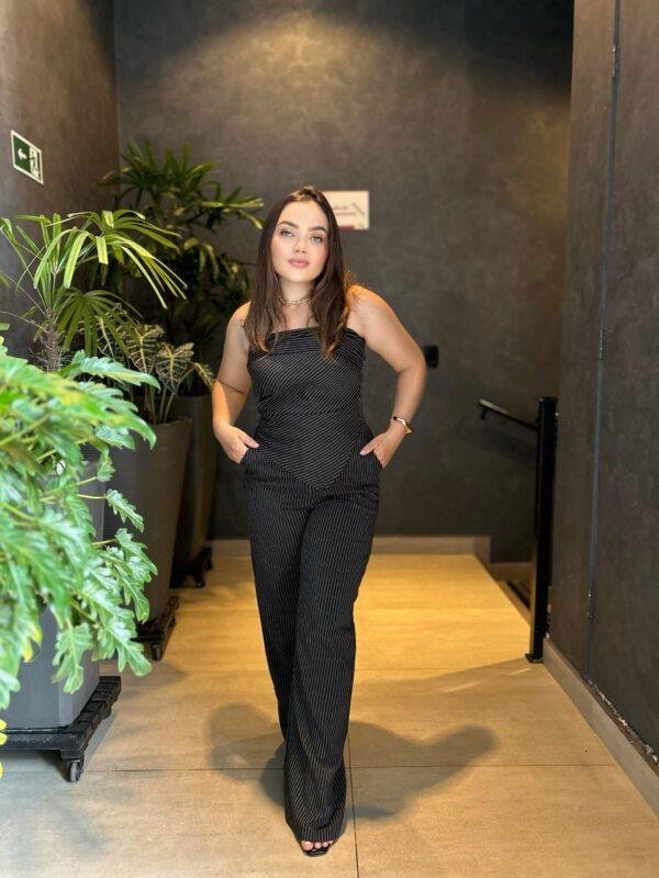 Conjunto Isis